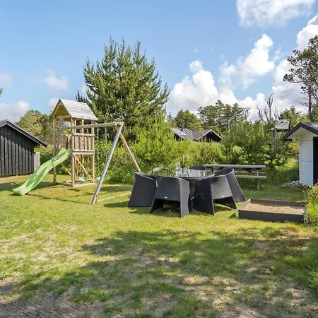 Ingobald - 1-5km From The Sea By Interhome