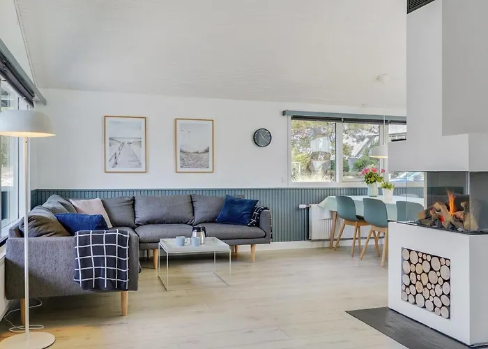 Holiday home Ingobald - 1-5km From The Sea By Interhome Blavand