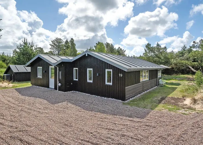 Semesterbostad Ingobald - 1-5km From The Sea By Interhome